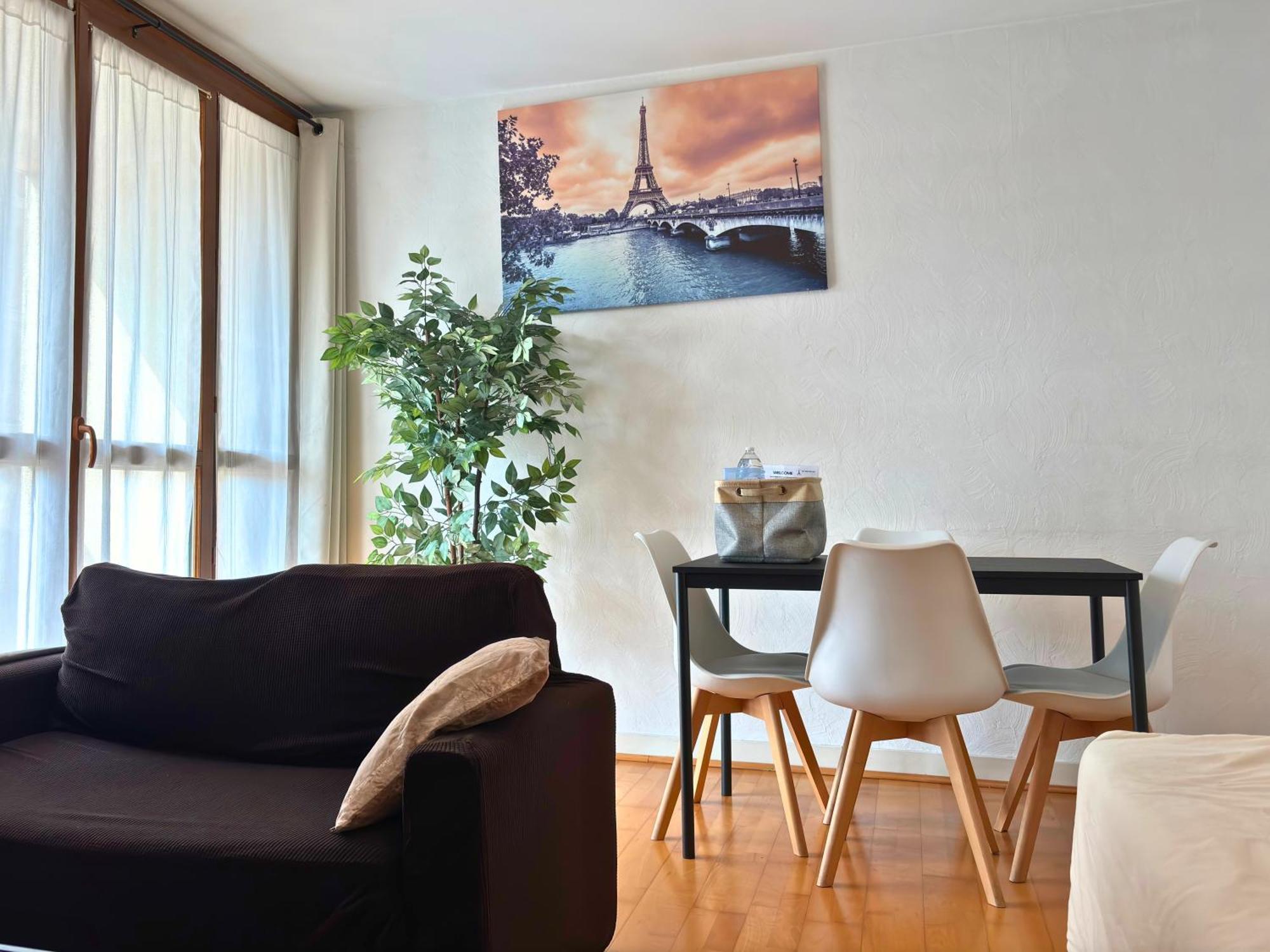 Apartmán Guyon - Cosy Proche Gare Parking Facile - Balcon #Sirdest Franconville  Exteriér fotografie